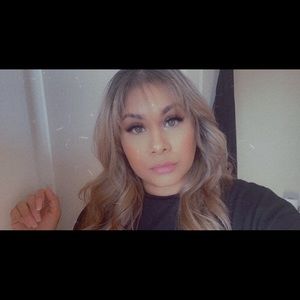 Meet your Posher, Monique